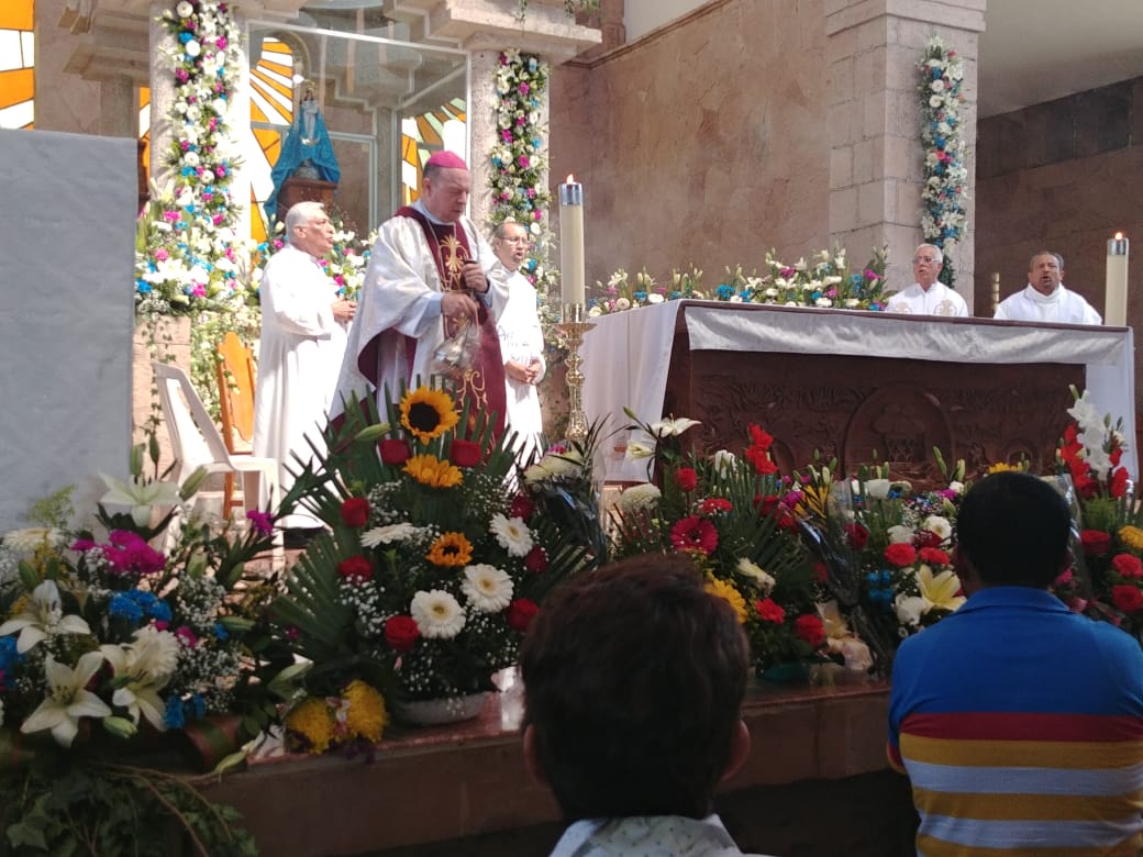 En la celebraci??n del d??a de la Candelaria, el Obispo exhorta a 